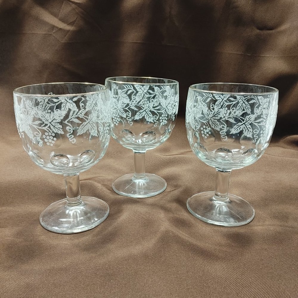 Vintage Grapevine Thumbprint Goblets Set of 3